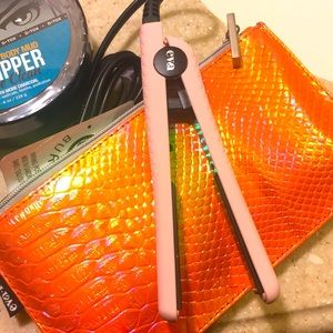 EVA mini travel straightener NWT